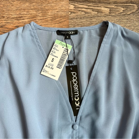 Papaya Blue Smocked Crop Blouse - Picture 3 of 3